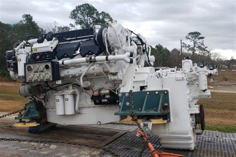 Pair Caterpillar C32 Acert Epa Tier 2 Marine Engines Commercial Marine Pro