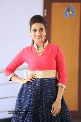 Anchor Manjusha Latest Photoshoot Photos Gallery