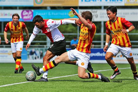 Oefenvoetbal Rkavv Blijft Nipt Aan Positieve Kant Van De Score Tegen