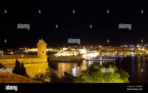 Night view of Port of Valletta (Grand Harbour) seen from Valletta city ...