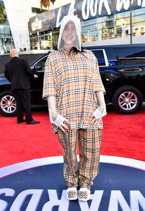 Billie Eilish At The American Music Awards 2019 Popsugar Celebrity Photo 13