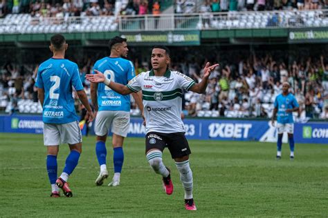 Kaio C Sar Marca Primeiro Gol Pelo Coritiba E Mostra Personalidade Em