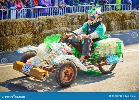 Soapbox Race editorial photography. Image of turn, race - 83957742