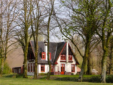 Images Gratuites Arbre La Nature Herbe Ciel Ferme Campagne