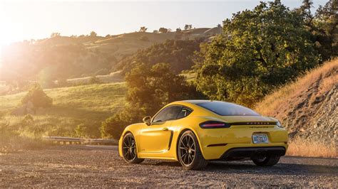 Porsche 718 Cayman Gt4 Rs Wallpaper | VARDPRX.COM