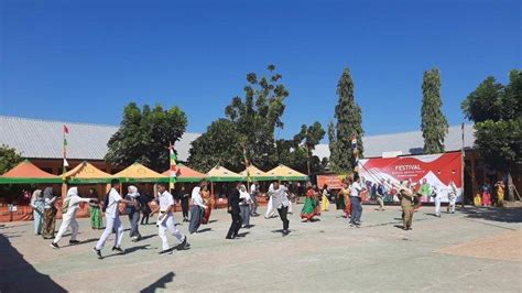 Meriahkan Hut Ri Sma Negeri 20 Makassar Gelar Festival Budaya Merah