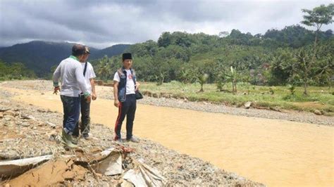 Bupati Mas Ipin Upayakan Rekayasa Arus Sungai Untuk Penanganan Banjir