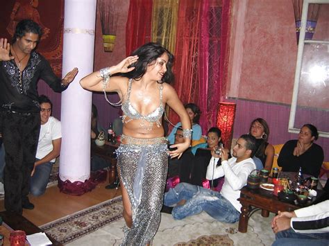 Belly Dancer Holiday Pictures Porn Pictures Xxx Photos Sex Images Pictoa