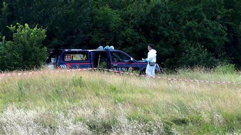 Spara Per Sbaglio E Uccide L Amico Poi Si Toglie La Vita Morti Due