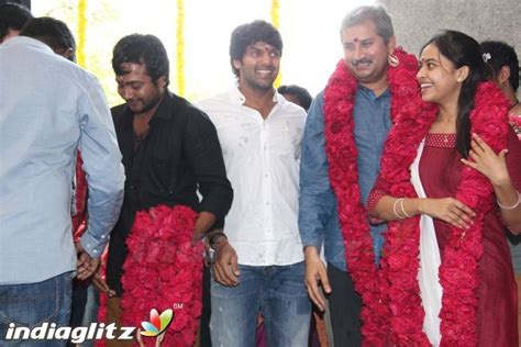 Events Arya And Sri Divya Join Bangalore Days Remake Movie Trailer