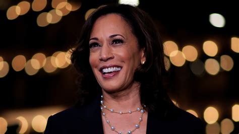 Why Thousands Of Women Will Wear Pearls To Celebrate Kamala Harris