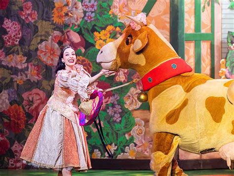 Review Jack And The Beanstalk At The Regent Theatre