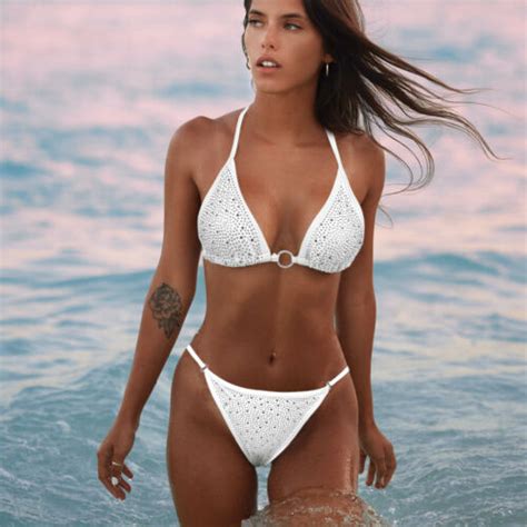 10 Hot Sexy Diamond Bikini Pics