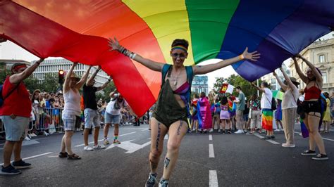 Programa Orgullo Lgtbiq Madrid Fechas Y Horarios De Los Desfiles