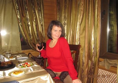 Exhib Milf Scrolller