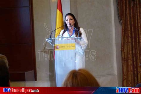 Hoy Tamaulipas Gloria Estefan Recibe Medalla De Oro Al Merito De Las