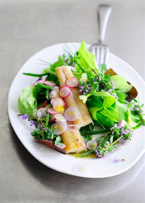 Gemischter Salat Mit R Ucherfisch Rezept Eat Smarter