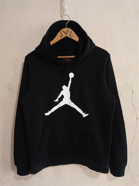 Jordan jumpman logo fleece hoodie on Carousell