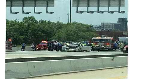 Man Killed In 3 Car Crash On I 95 In Baltimore