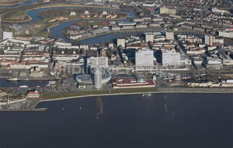 Bremerhaven Von Oben Stadtansicht Des Innenstadtbereiches Am Ufer Des