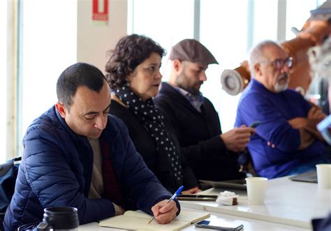 Universidad de Valparaíso Escuela de Diseño UV participa de reunión