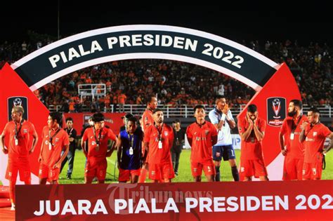 Final Piala Presiden Borneo Fc Samarinda Vs Arema Fc Foto