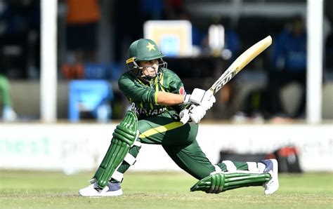 Nida Dar took Pakistan to the win | ESPNcricinfo.com