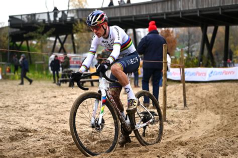 Ciclocross Niente Mondiali Per Tom Pidcock Sar Un Programma Molto