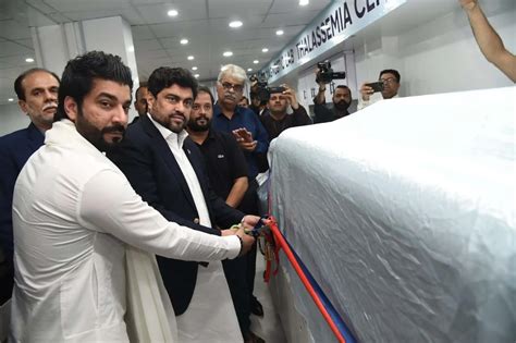 Governor Unveils Cutting Edge Lab Machine At Jdc Pakistan Observer