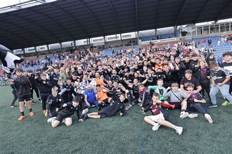 En Im Genes As Fue El Partido Entre El Lealtad Y El Sporting B La