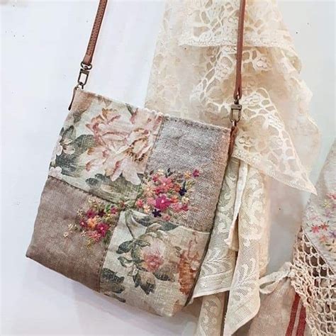 Pin By Margo Berg On Bags In Handmade Fabric Bags Embroidery