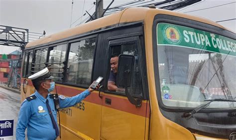 अधिकांश चालक लापसे र मापसे गरेर गाडी चलाउँछन्