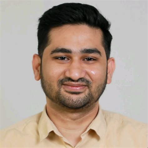 Divyesh Vara Static And Digital Signage Estimation Engineer Blue