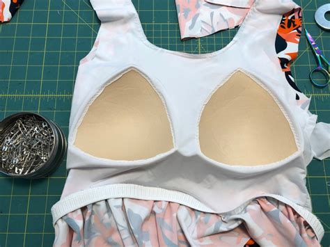 How To Sew A Swimsuit — Inserting The Bra Cups — Swimsuit Sewbration