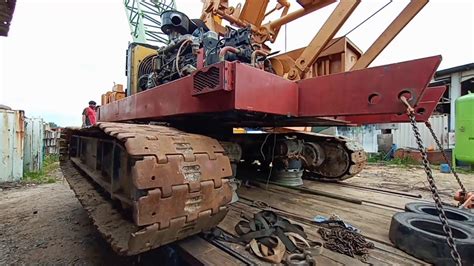 How To Tie An Old Crawler Crane On Low Loader Trailer Volvo Fmx