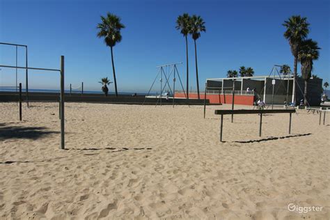 Venice Beach Recreation Center | Rent this location on Giggster