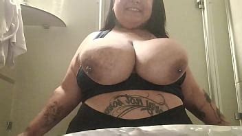 Bbw Exibida No Banheiro Da Academia Mary Jhuana Xnxx