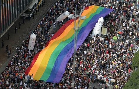 cOmportamento gEral Impressões da Parada do Orgulho Gay a primeira que fui