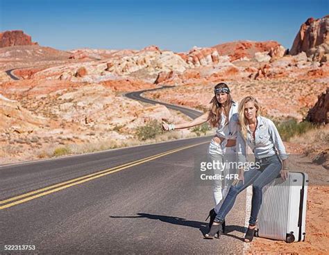 Humorous Hitchhiker In Desert Stock Fotos Und Bilder Getty Images