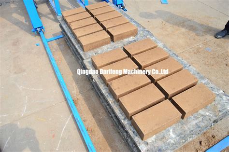 Df S Tons Hydraulic Pressure Clay Interlocking Brick Making