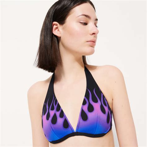 Hot Sexy Faith Bradford Bikini Pics