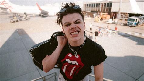 Yungblud Reveals His New Album Is Dedicated To David Bowie Al Bawaba