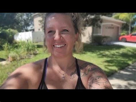 August Hot Front Yard Garden Tour Zone B Tampa Bay Florida Youtube