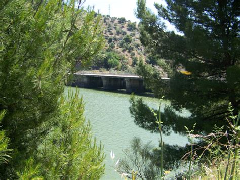 Embalse De Tajo De La Encantada