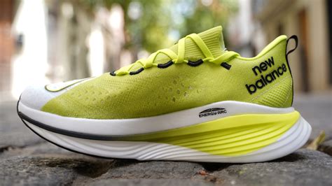 New Balance FuelCell SuperComp Elite v3 análisis review