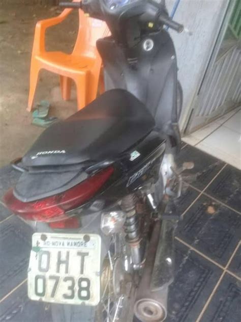 Motocicleta Furtada Em Frente De Resid Ncia Da V Tima