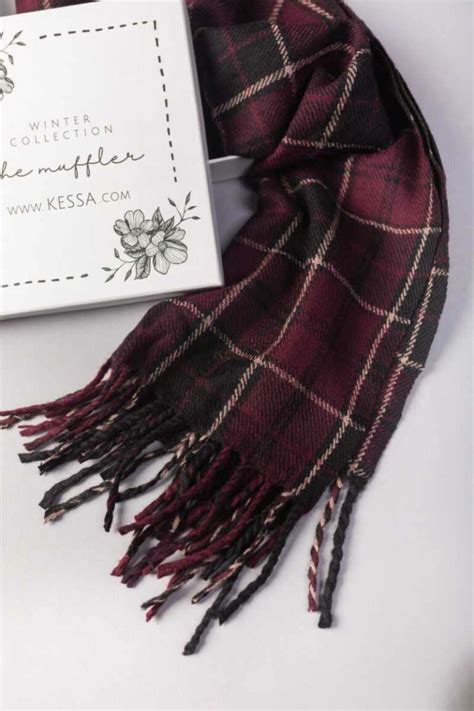 Buy Glamorous KUSL123 Gautam Woolen Muffler Online | Kessa