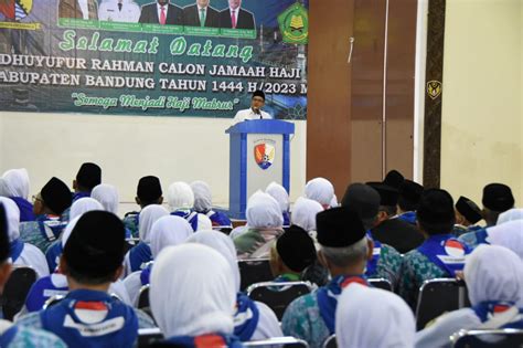 Pelepasan Calon Jemaah Haji Kloter 20 Bupati Bandung Doakan Mereka