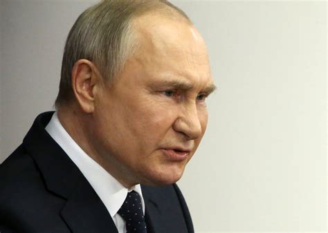 Putin Cancer Rumors Swirl Again After Pentagon Intelligence Documents