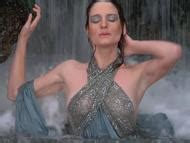 Naked Leslie Wing In The Dungeonmaster